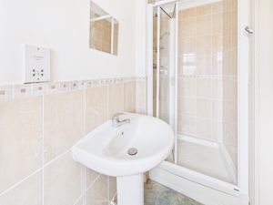 En-Suite- click for photo gallery